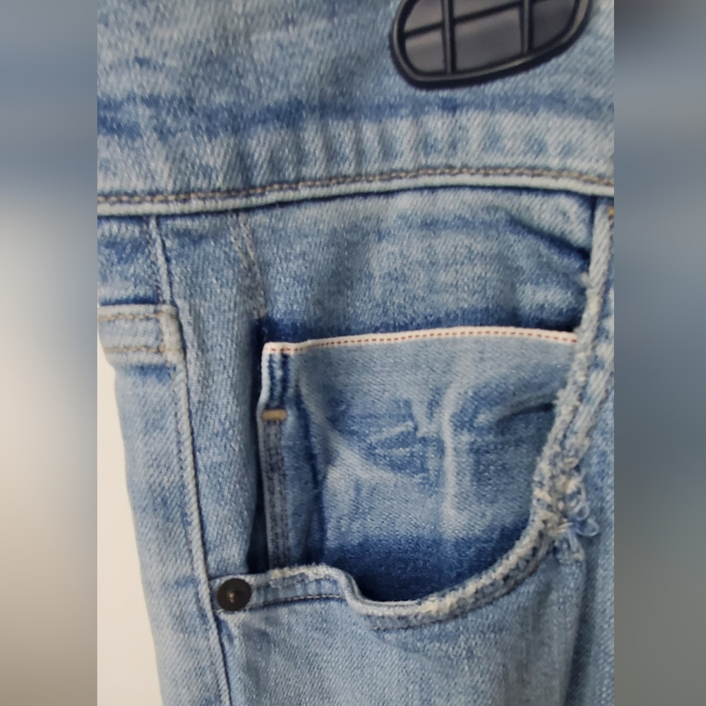 HUDSON size 32- Blue Jeans Light Wash - Picture 11 of 13